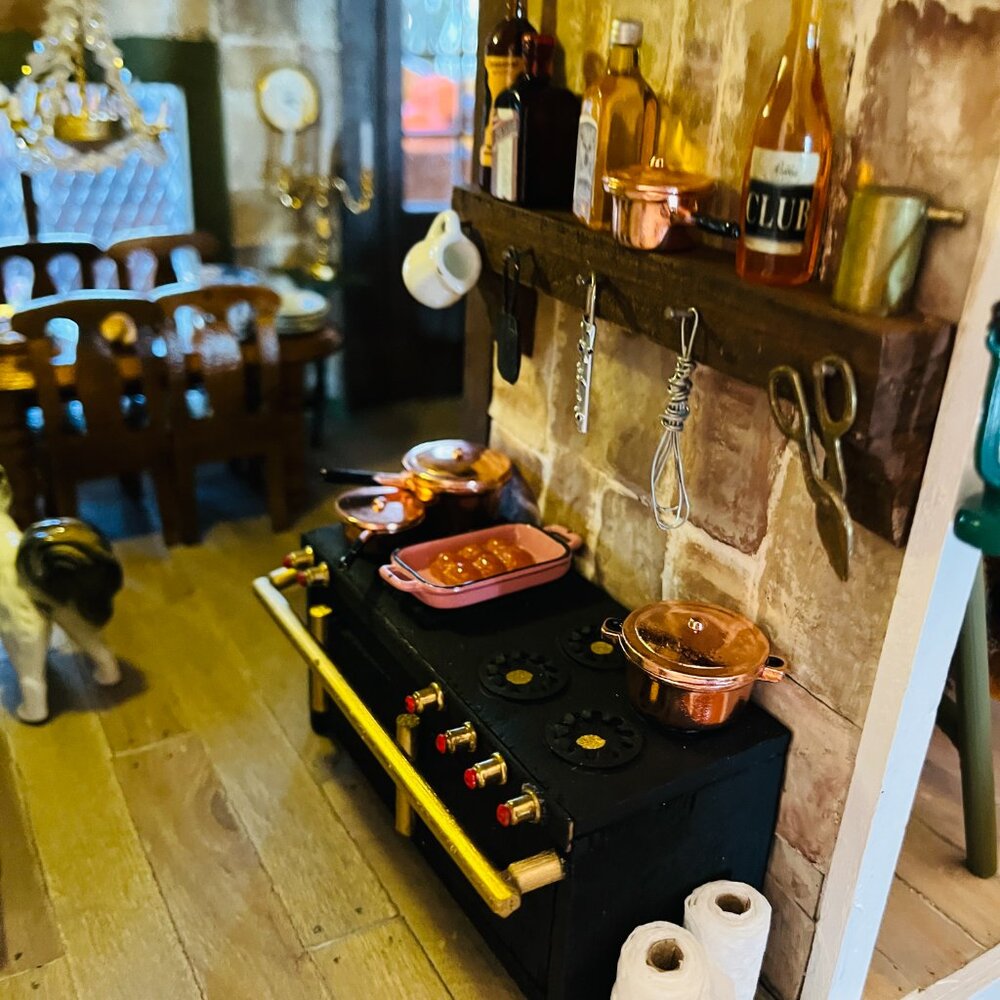 1 of 3 doll house RENO - Picture 11 of 17